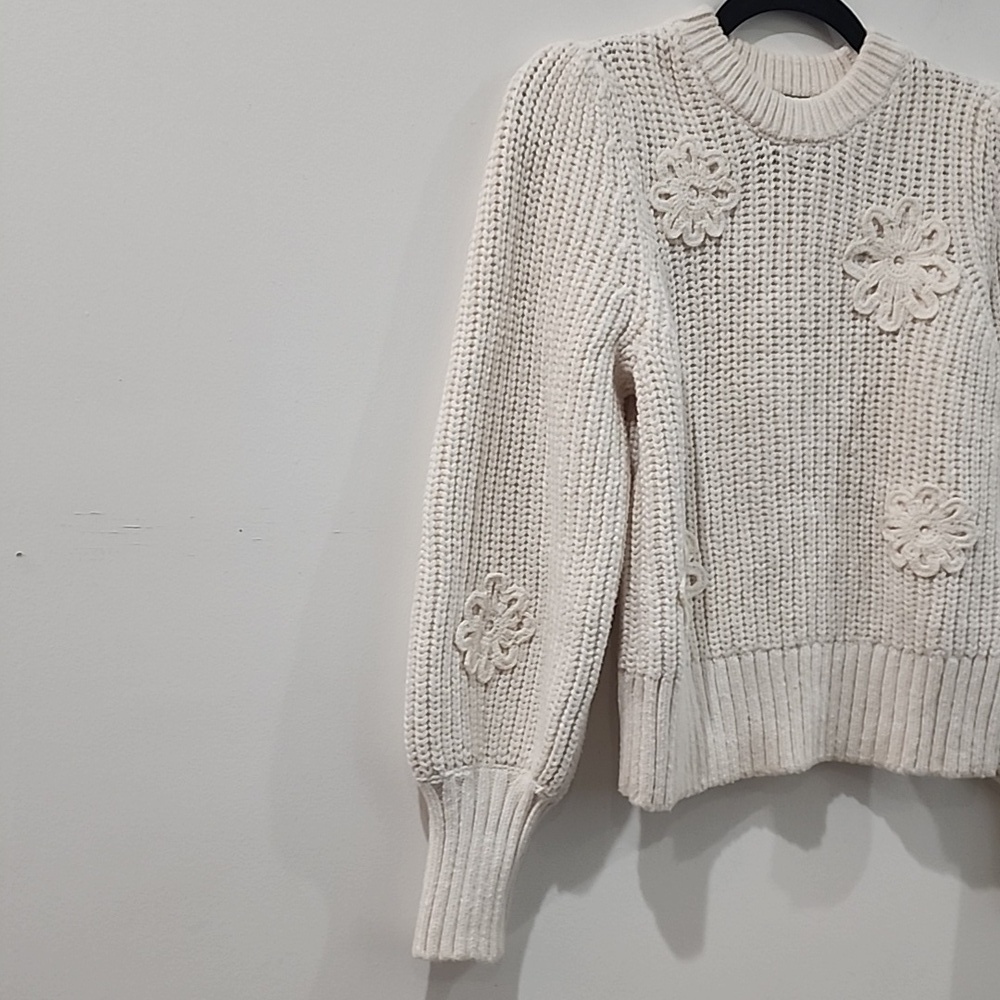 Rails Romy Crochet Daisy Sweater - Picture 4 of 12
